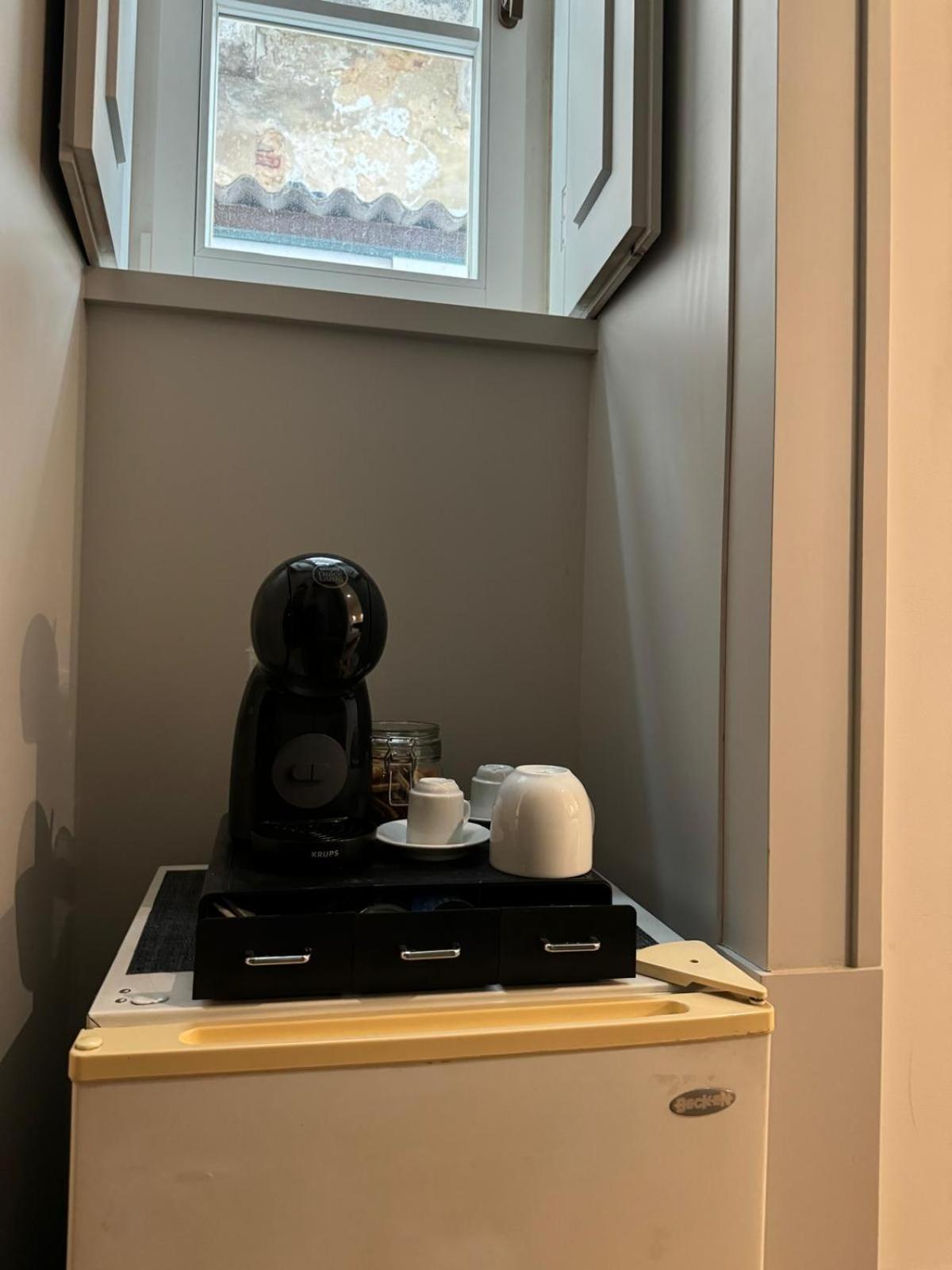 Double Room With Private Wc In Shared House In Downtown Lisbon Lisboa Exterior foto